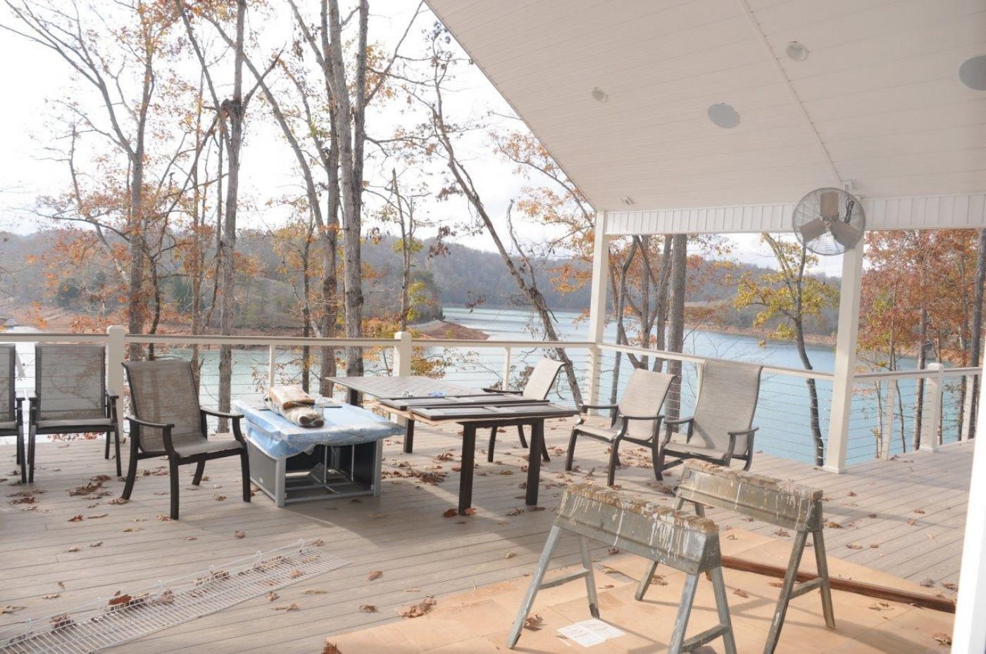 Lakefront Views on Norris Lake